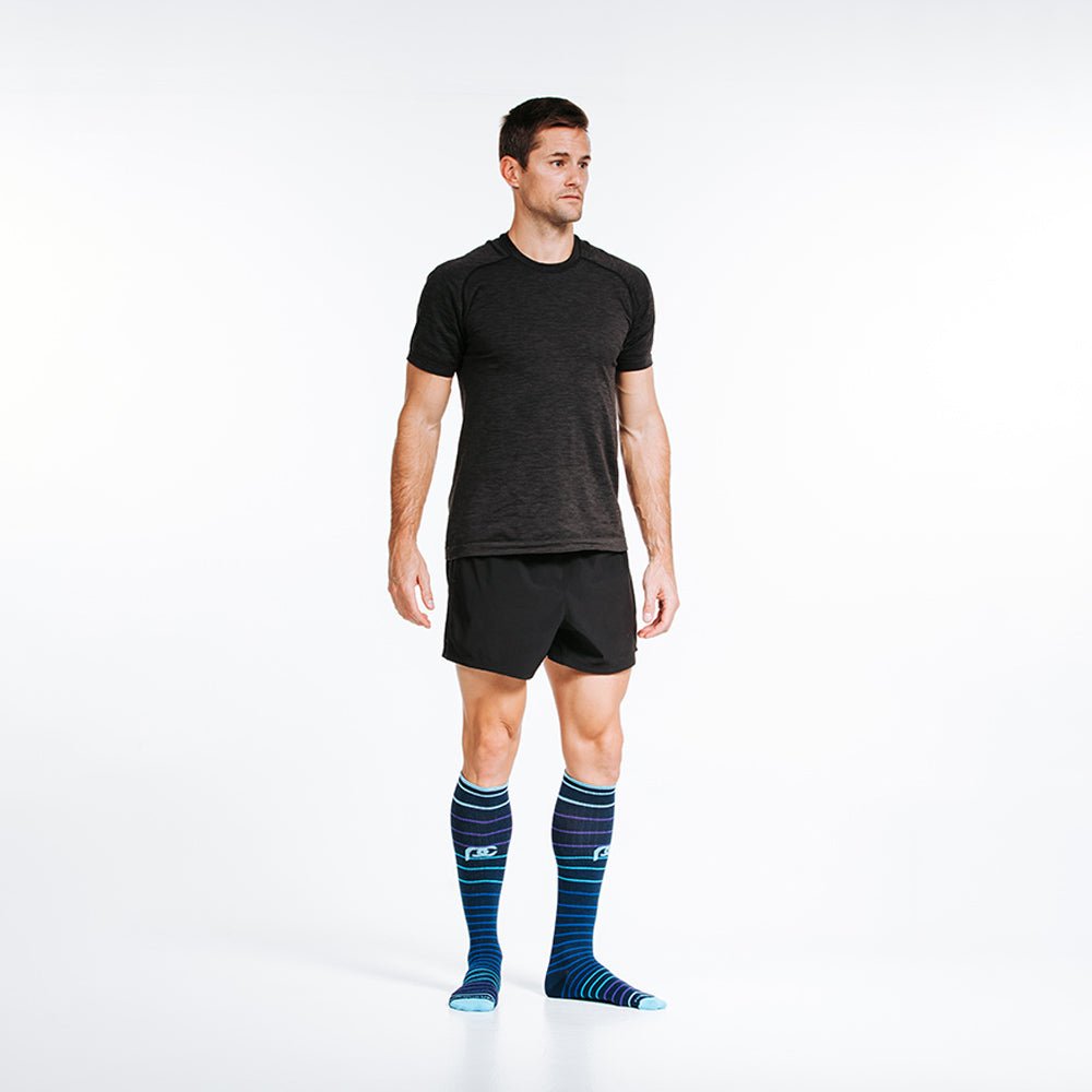 Pro Compression Marathon Socks, Navy Blue Lines