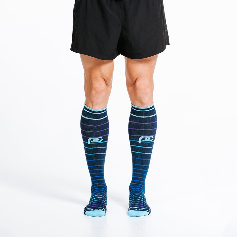 Pro Compression Marathon Socks, Navy Blue Lines