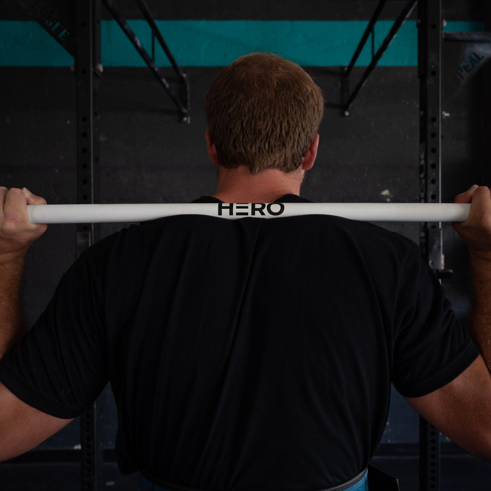 Hero 20kg Empire Bar - Stormtrooper White